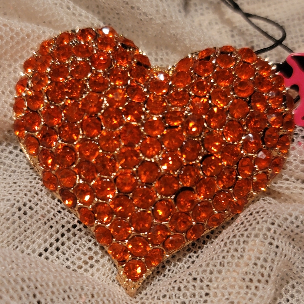 🧡 Betsey Johnson Crystal Heart Brooch Pin
